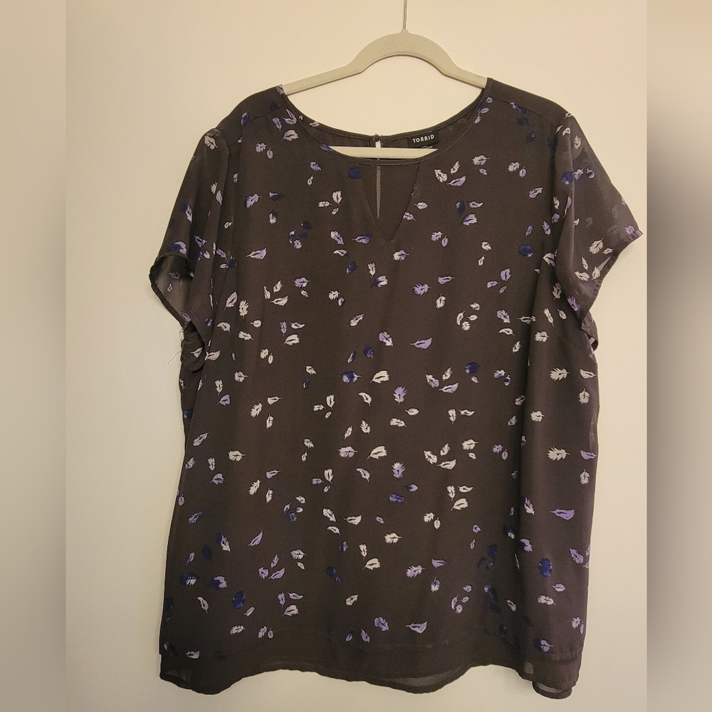 Torrid Purple and White Feather Blouse